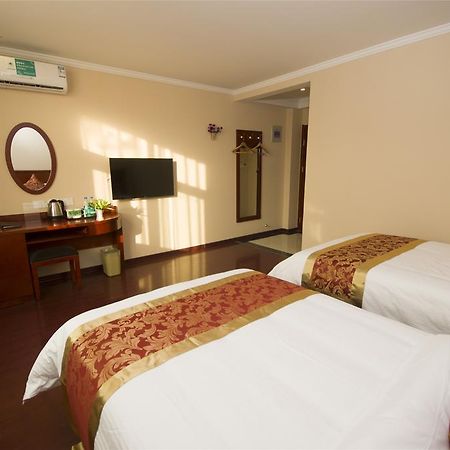 Greentree Inn Shanghai Jiangpu Business Hotel Exteriér fotografie